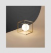 Immagine di Lampada Da Tavolo Cubo Metallo Oro Sfera Vetro Cube Perenz 6692 OR