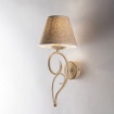 Immagine di Applique Classica Ferro Battuto Avorio Oro Con Paralume Vienna Be Light