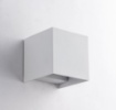 Immagine di Applique Led Cubo 10 cm Bianco Da Esterno Luce Biemissione Alette Orientabili