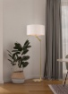 Immagine di Piantana Lineare Ottone con Paralume Tessuto Bianco Cassio Trio Lighting