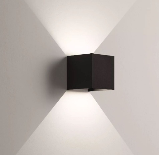 Immagine di Applique Cubo Nero Led 6w IP54 Luce Regolabile Interno Esterno Isyluce 916B-21