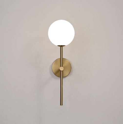 Immagine di Applique Doris Montatura Oro Sfera Vetro Opale G9 H40 cm ACB