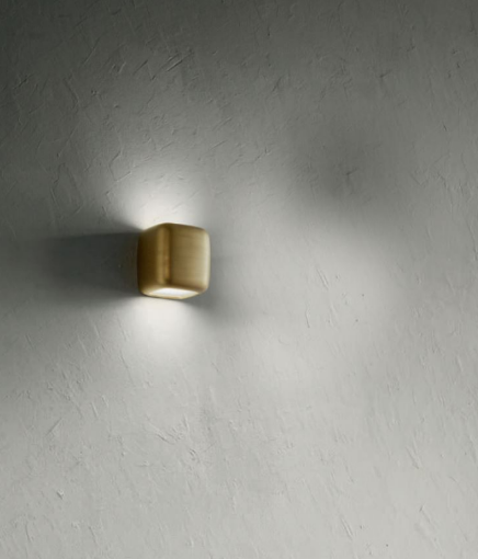 Immagine di Applique Cubotto Stondato Doppia Luce Led Gx53 Babol Oro Gea Luce