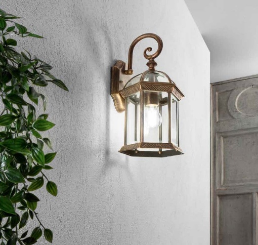 Immagine di Lanterna Da Parete Classica Vintage Nero Oro Con Vetri IP44 Gaeta Intec Light