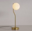 Immagine di Lume da Tavolo Decorativo Moderno Maui Oro Anticato e Sfera Vetro Bianco ACB