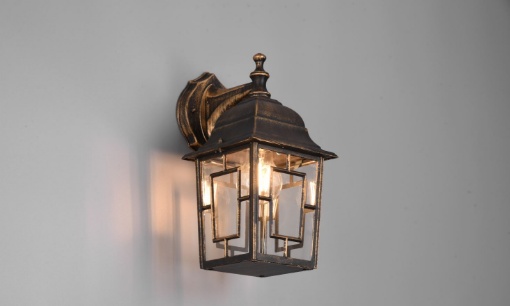 Immagine di Applique Vintage Volturno per Esterno Alluminio Ruggine Anticato IP23 Trio Lighting