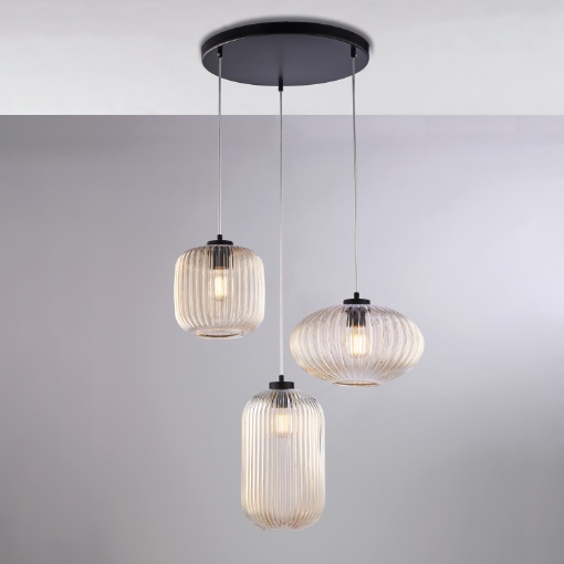 Immagine di Lampadario Soggiorno Tre Luci Vetri Rigati Ambra Glamour D.55 cm Be Light 