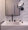 Immagine di Specchio Da Bagno Orientabile Applique Led Touch Dimmer Con Funzione CCT Selfie Smarter